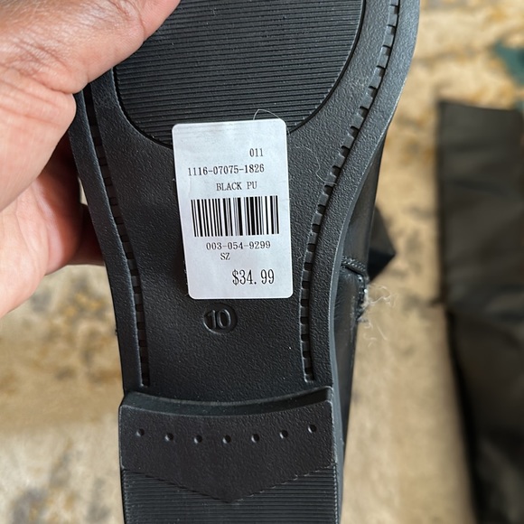 Black boots, size 10 - Picture 3 of 4